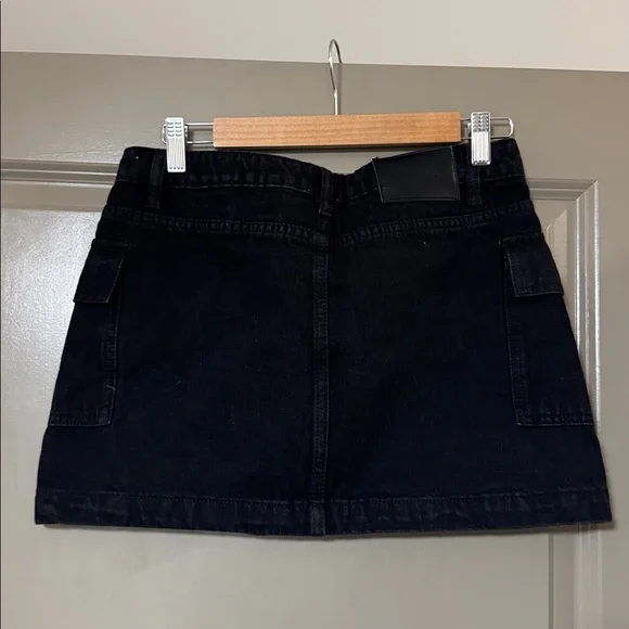PRINCESS POLLY • Zakai Cargo Mini Skirt Black Denim - Picture 5 of 6